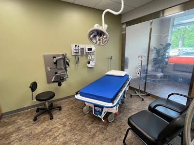 Nuvance Health-Go Health Urgent Care LaGrangeville Interior 